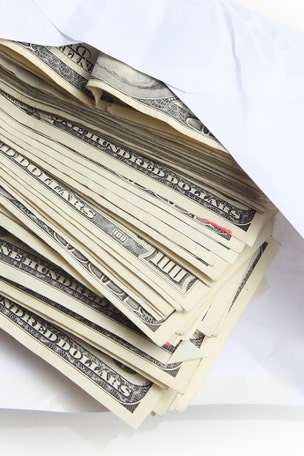 Couple leaves $5,000 in cash WHERE?