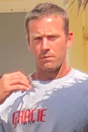 Embattled actor spotted in Cayman Islands