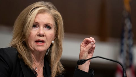 Blackburn slams Biden on Facebook censorship, suggests First Amendment violation