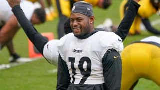 Steelers' JuJu Smith-Schuster appears to take part in dangerous milk crate challenge