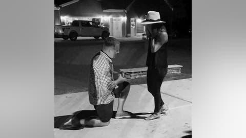 Man rescues engagement ring, proposes after home burns down