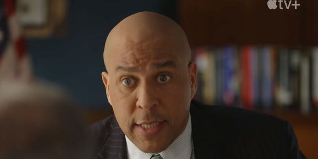Sen. was seen. Cory Booker, DN.J., ma "The problem with Jon Stewart" in March 2022. (Print/Apple TV+)