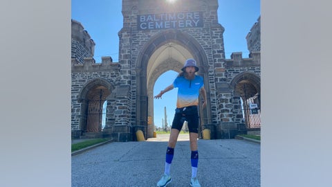 Athlete brings attention to clean water access in run across America