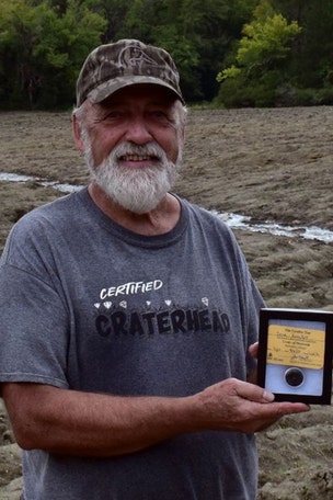 Man finds park's 35,000th DIAMOND