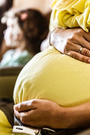 What PREGNANT travelers should know