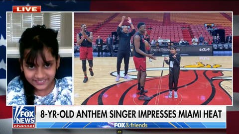 National anthem stunner: Girl, 8 years old, wows crowd with 'Star-Spangled Banner'