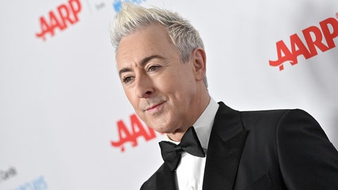 Alan Cumming says he 'broke the internet' after returning OBE honor caused international response