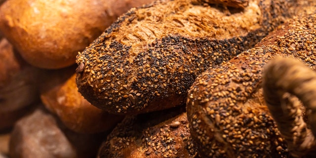 Major food brands are adding sesame to items in 'shortcut' after FDA declares the seed a 'major allergen' read full article at worldnews365.me 11 The American Bakers Association (ABA) is the only bakery-specific national and state trade association, serving members of global wholesale companies and baking industry suppliers, according to its website.