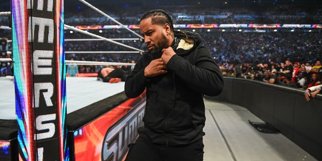 Jimmy Uso leaves the ring