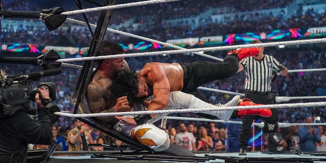 Roman Reigns spears Jey Uso