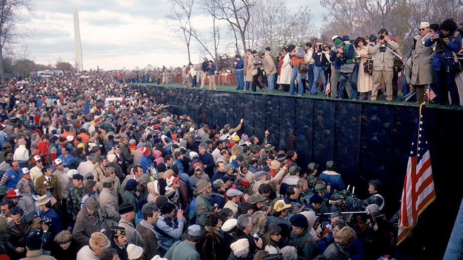 On this day in history, November 13, 1982, Vietnam Veterans Memorial is dedicated in Washington, DC On this day in history, November 13, 1982, Vietnam Veterans Memorial is dedicated in Washington, DC