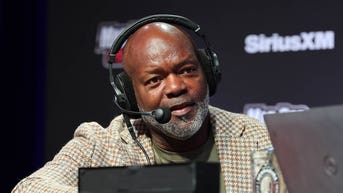 Hall of Famer Emmitt Smith challenges his alma mater to reverse DEI decision