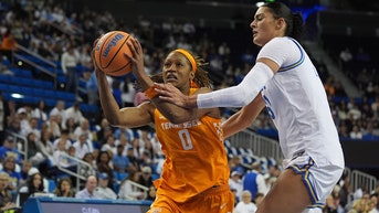 Tennessee star involved in tense postgame moment with UCLA coach after 22-point defeat - 91����