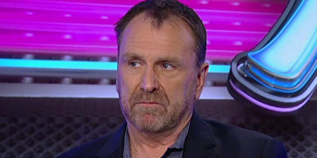 Colin Quinn takes Broadway Fox Business Video