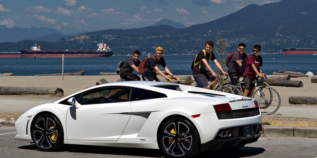 chief looks to expand Fox Business Video