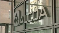 Alcoa 1Q earnings top estimates