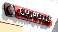 Chipotle shares fall on plans to increase prices