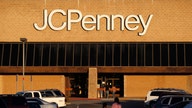 JCPenney reports narrower-than-expected 1Q loss