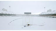 Bills offer cash, tickets to clear 220K tons of snow from stadium