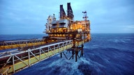 Oil prices down 3%