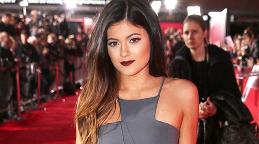 Kylie Jenner won’t zip lips about lips