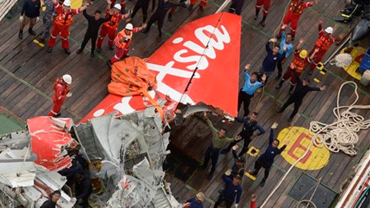 AirAsia tail section recovered, no sign of black box
