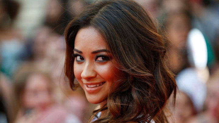 Shay Mitchell: Kissing girls is ‘educational’