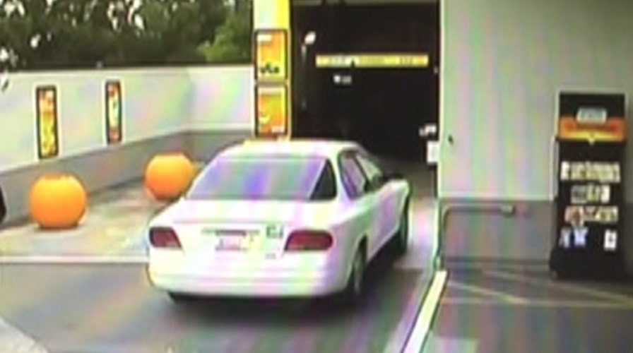 Driver plows through car wash at 40 mph