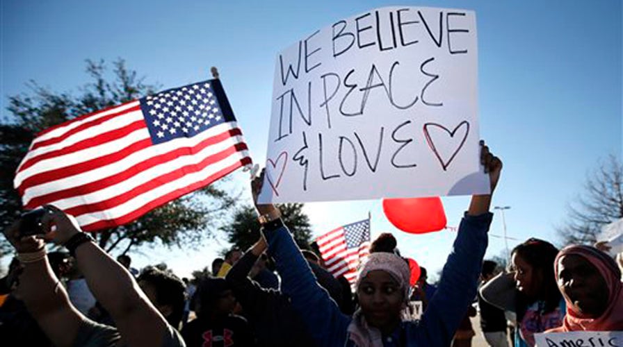 Mixed reaction to Stand with the Prophet rally, Duke prayer