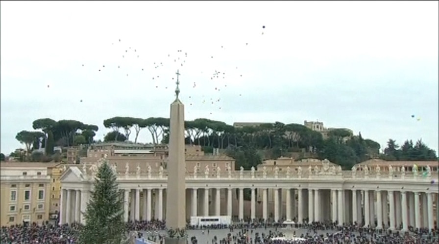 Vatican makes balloons new peace symbol replacing doves