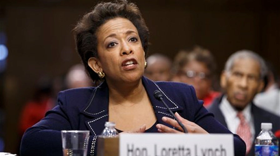 Loretta Lynch faces tough questioning by Senate committee 