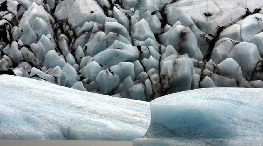 Iceland rising as glaciers melt
