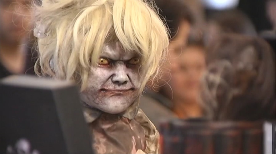 Zombie believers attend 'Walker Stalker-Thon' 