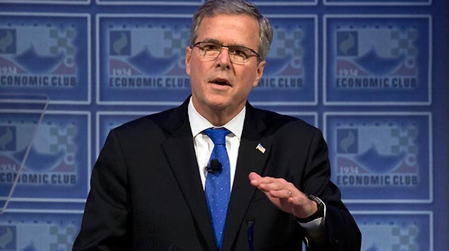 Bush lays out thoughts on economy, immigration in Detroit