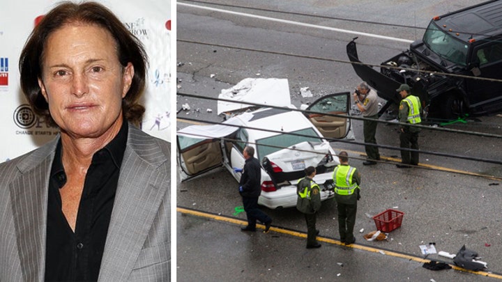Bruce Jenner crash investigation focusing on phone records