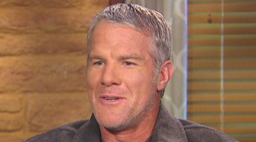 Favre returning home (sorta) to Green Bay to be immortalized