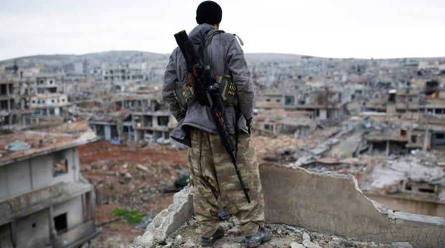 Scales: ISIS is adapting, can survive 'pinprick' campaign