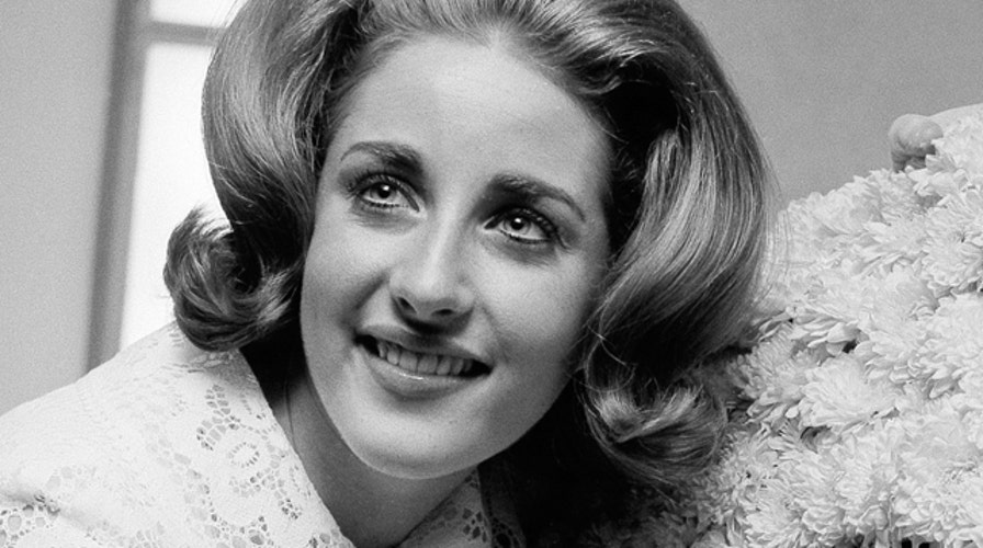 Lesley Gore dies at 68