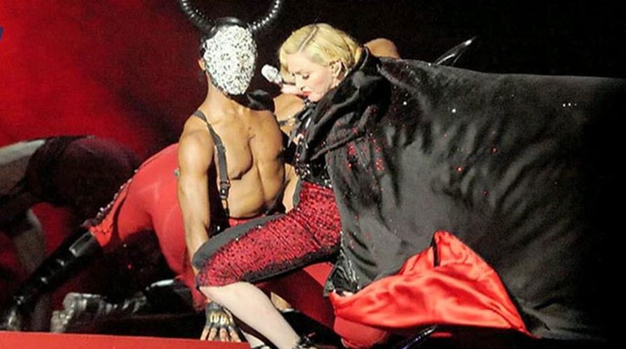 Madonna falls during live performance