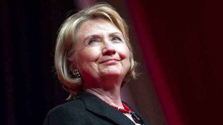 Hillary Clinton's email controversy 
