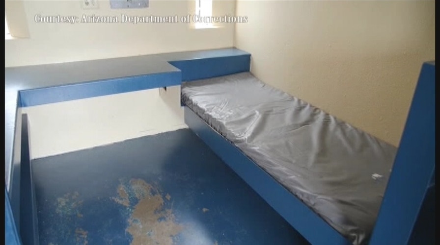 Inside Jodi Arias' prison cell