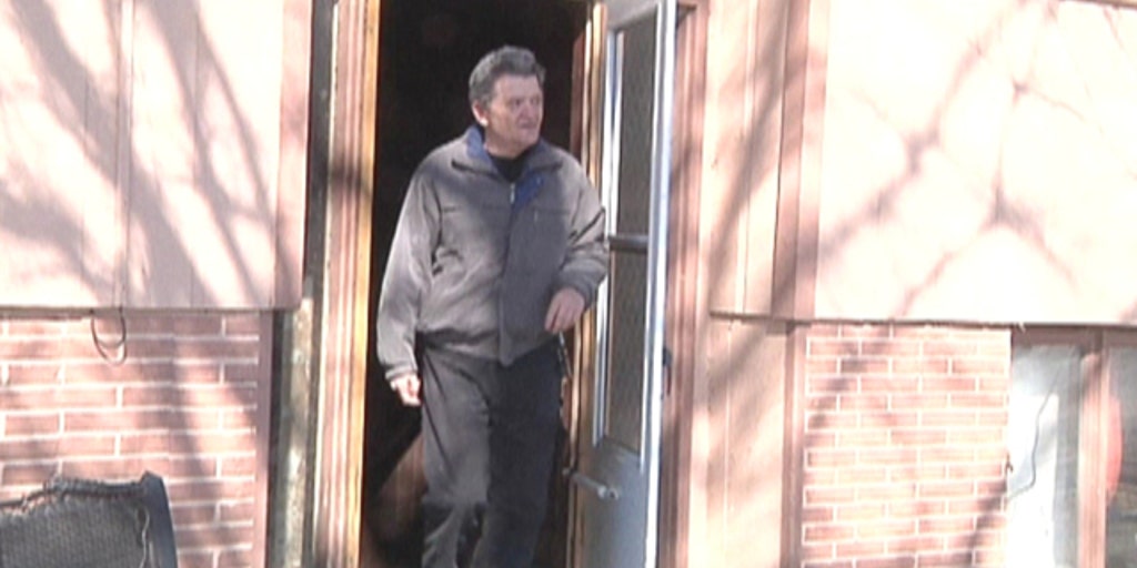 Extreme commute Iowa man walks 35 miles to work Fox News Video