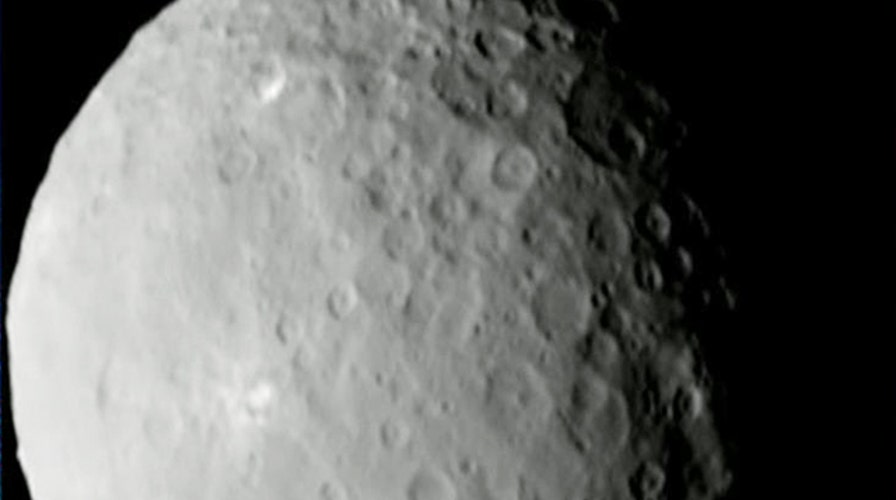 Probe seeks answers about mysterious bright spots on Ceres