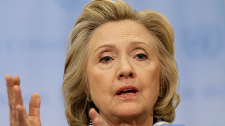 Report: Hillary Clinton deleted 32,000 'personal' emails