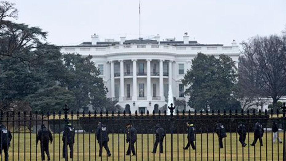 Secret Service nearly drove over suspicious package near WH