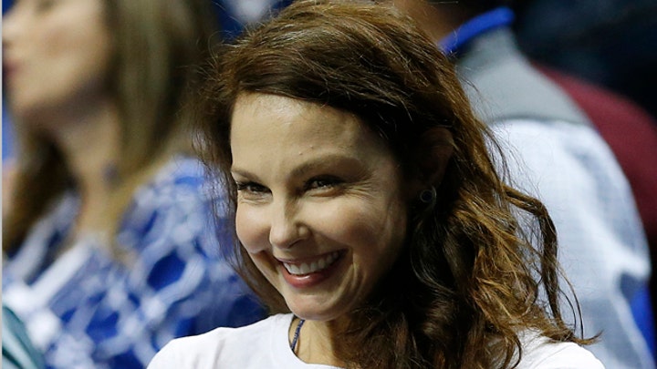 Ashley Judd pressing charges against Twitter trolls