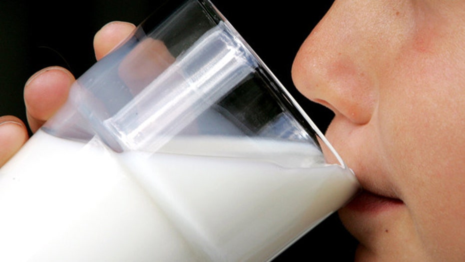 skim milk vs whole milk