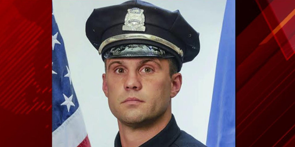 Boston Cop Shot In Face During Traffic Stop | Fox News Video