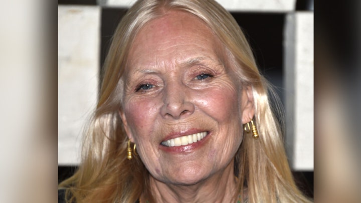 Joni Mitchell hospitalized