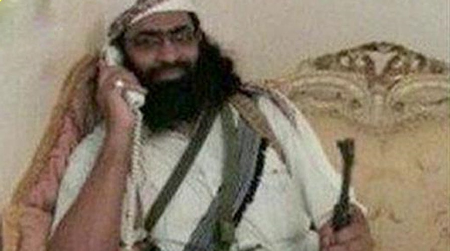 Al Qaeda commander freed in prison break takes selfies